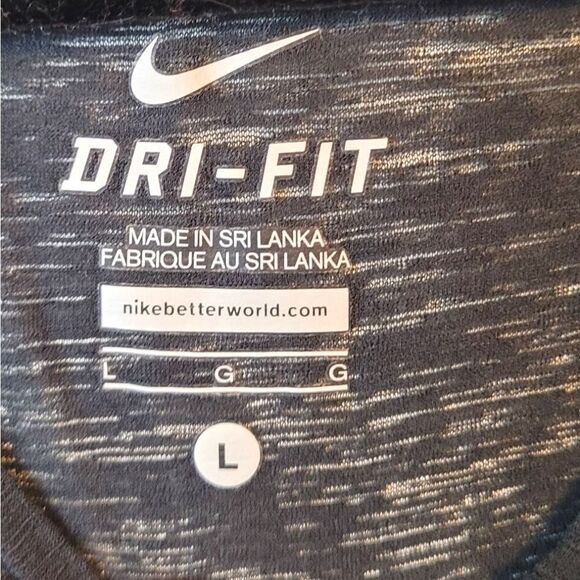 Nike Dri-Fit Women's Black Sheer T-Shirt Size L - Picture 3 of 6